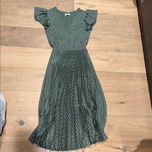 Max Studio Elegant Green Polka Dot Dress